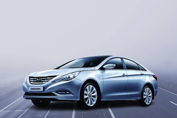 هیوندای سوناتا YF